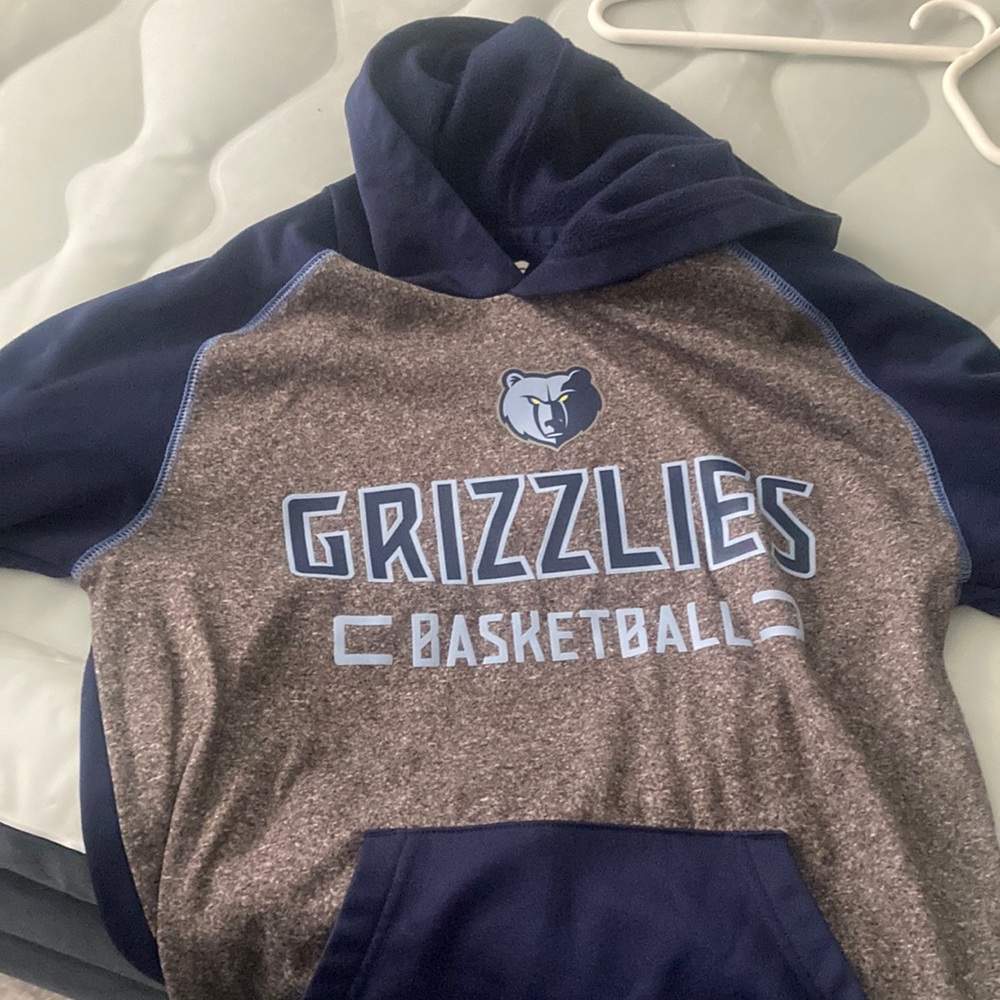 NBA Memphis grizzles hoodie